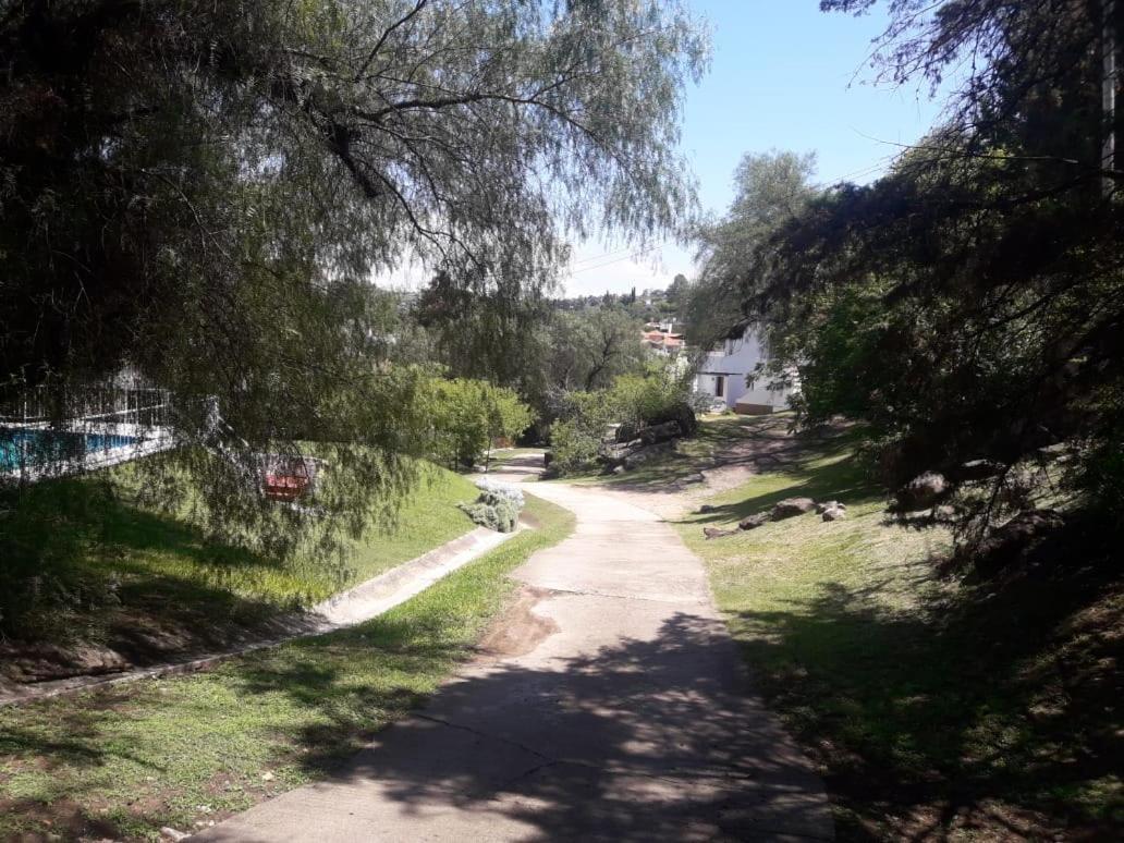 Departamentos Carlos Paz Bajada Al Lago Villa Carlos Paz Exteriör bild